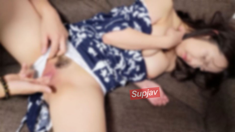 FC2PPV 4581117 [Individual] Selfish Newlywed Wife Refuses To Do It Raw But Angry Pounding Seeds Planted