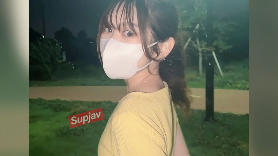 FC2PPV 4838001 [Miyu, 21 Years Old] A Nursing Student Who Just Moved To Tokyo Masturbates In A Car In The Park In The Middle Of The Night. She Takes Off Her Pantyhose And Masturbates In The Back Seat.